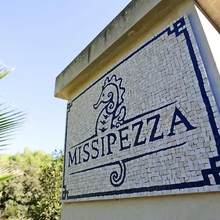 Missipezza A Frassanito Lägenhetshotell 3*