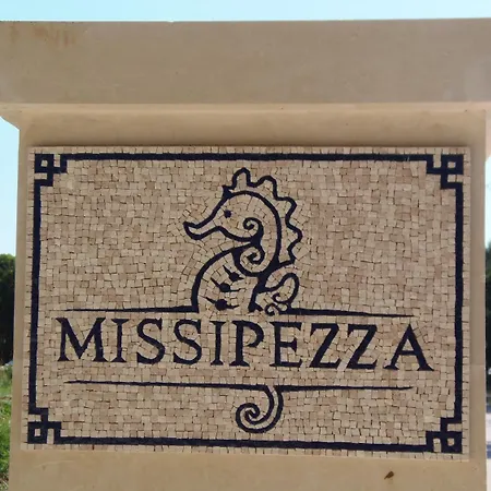 Missipezza A Frassanito Lägenhetshotell 3*