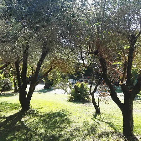 Missipezza A Frassanito Lägenhetshotell