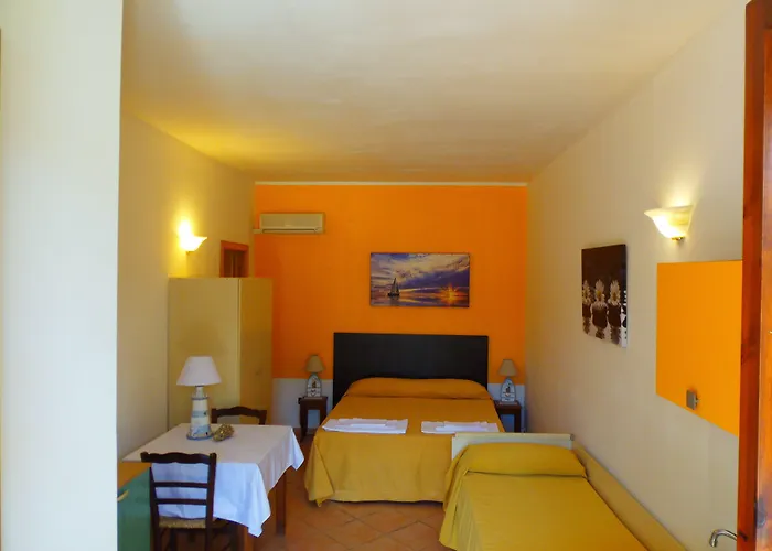 Missipezza A Frassanito Aparthotel Alimini