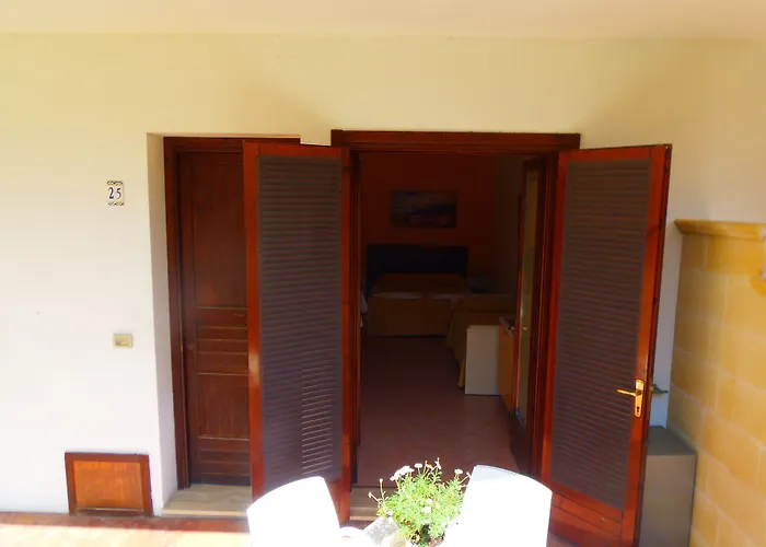 Missipezza A Frassanito Aparthotel 3*