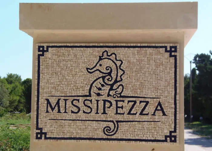Missipezza A Frassanito Apartahotel 3*