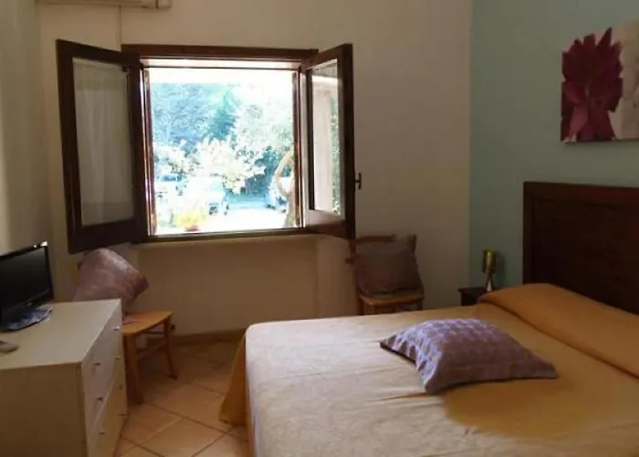 Missipezza A Frassanito Aparthotel 3*